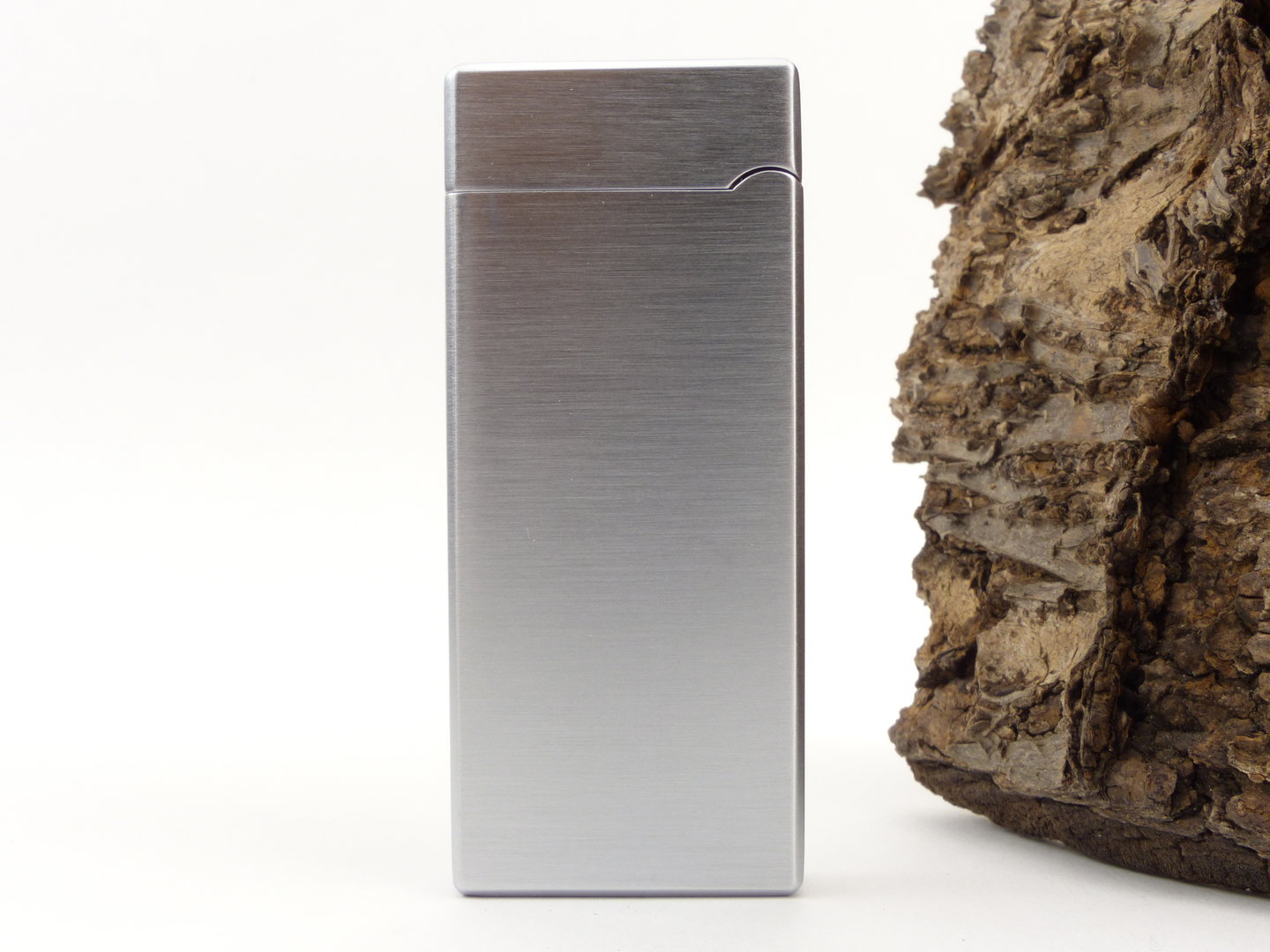 rattrays_grand_pfeifenfeuerzeug_chrome_satin_9