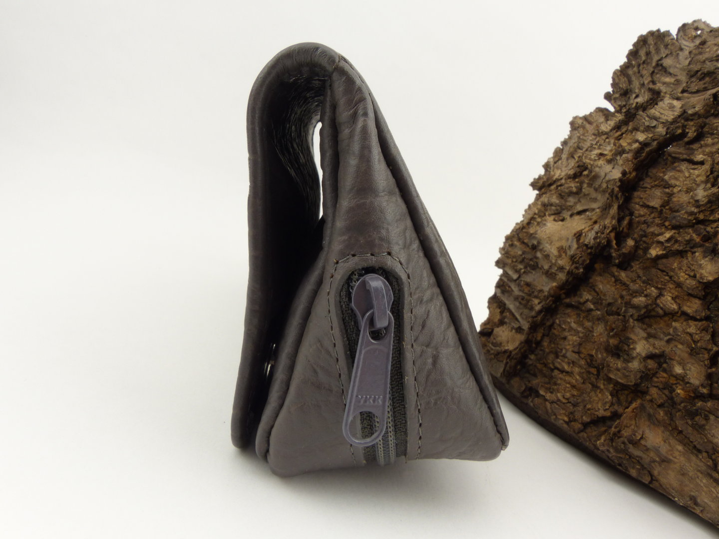 white_elephant_pfeifentasche_loxo_cp1_2