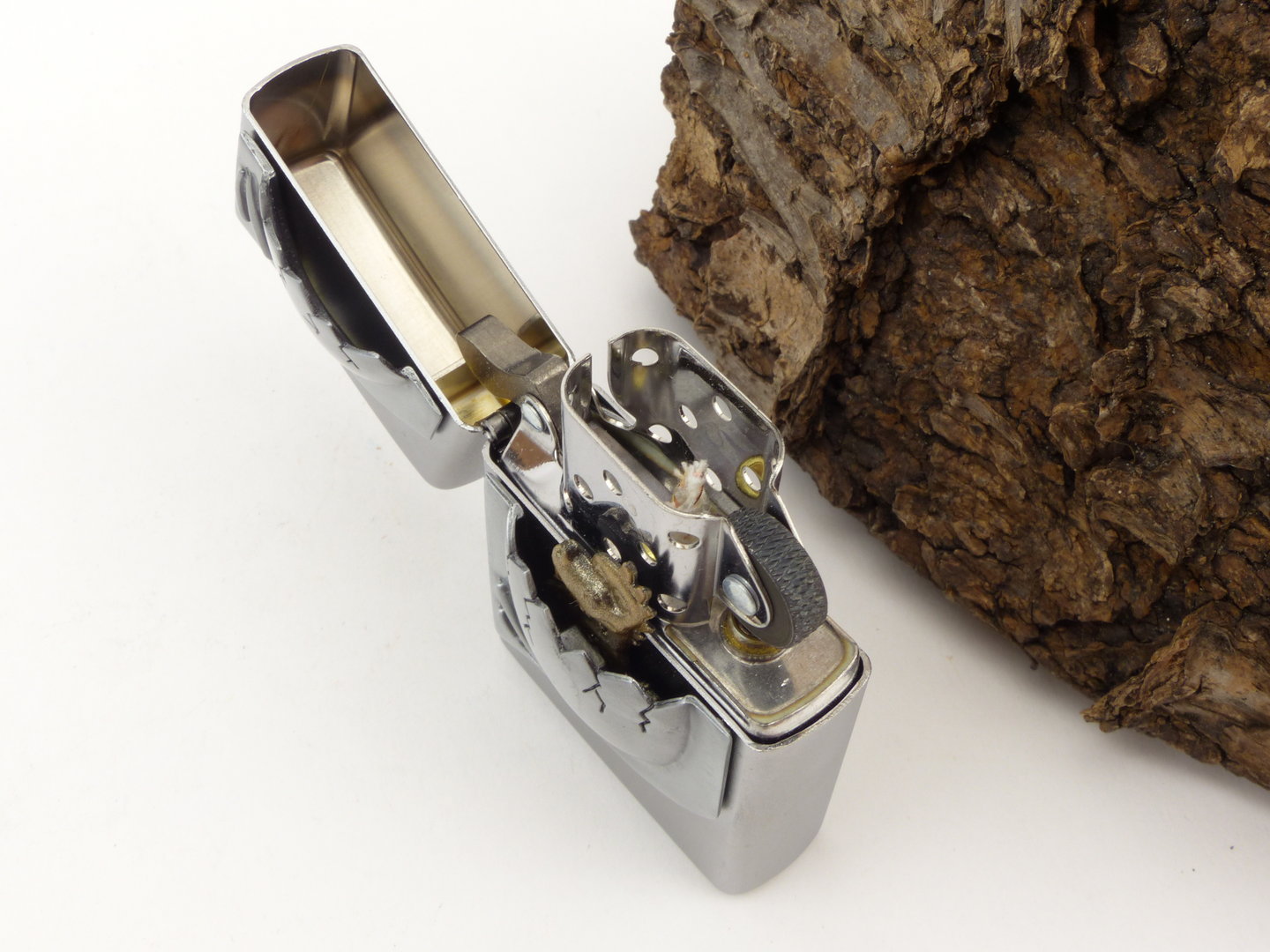 zippo_feuerzeug_dragon_trick_1320042_8