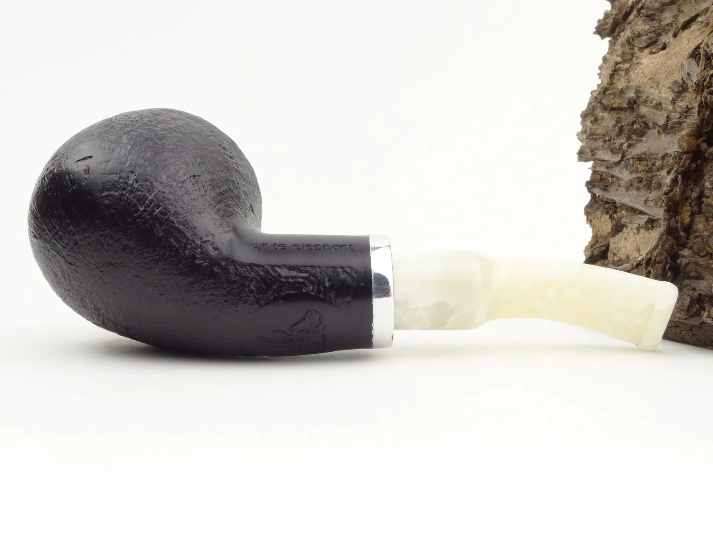 white_elephant_ebony_ivory_sand_2_7