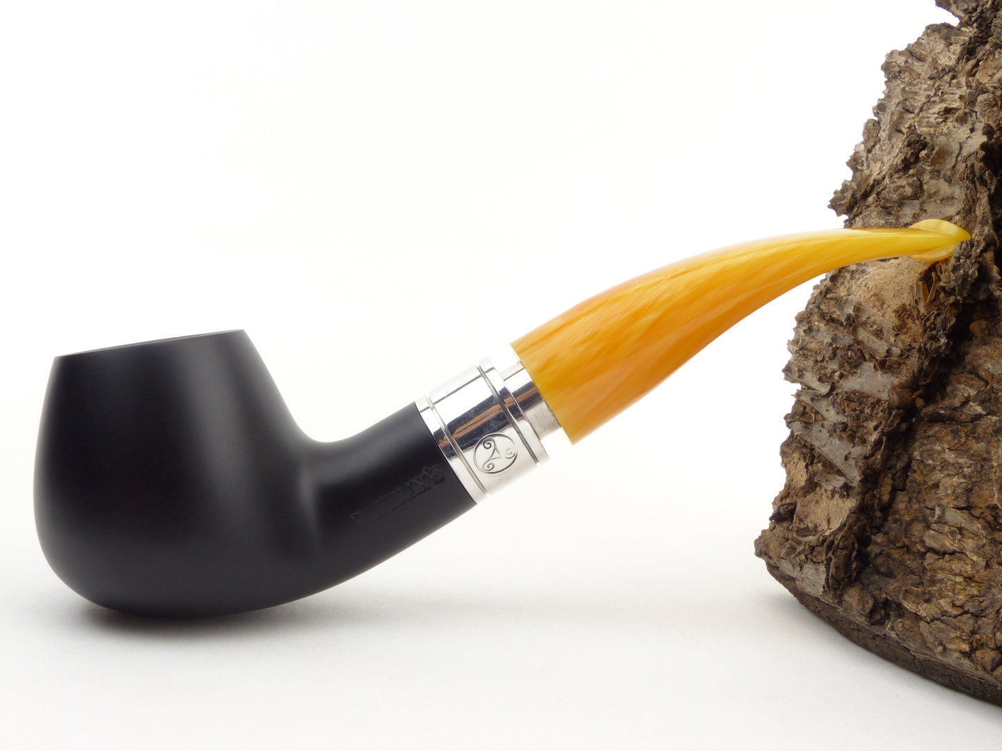 rattrays_monarch_4_black_2