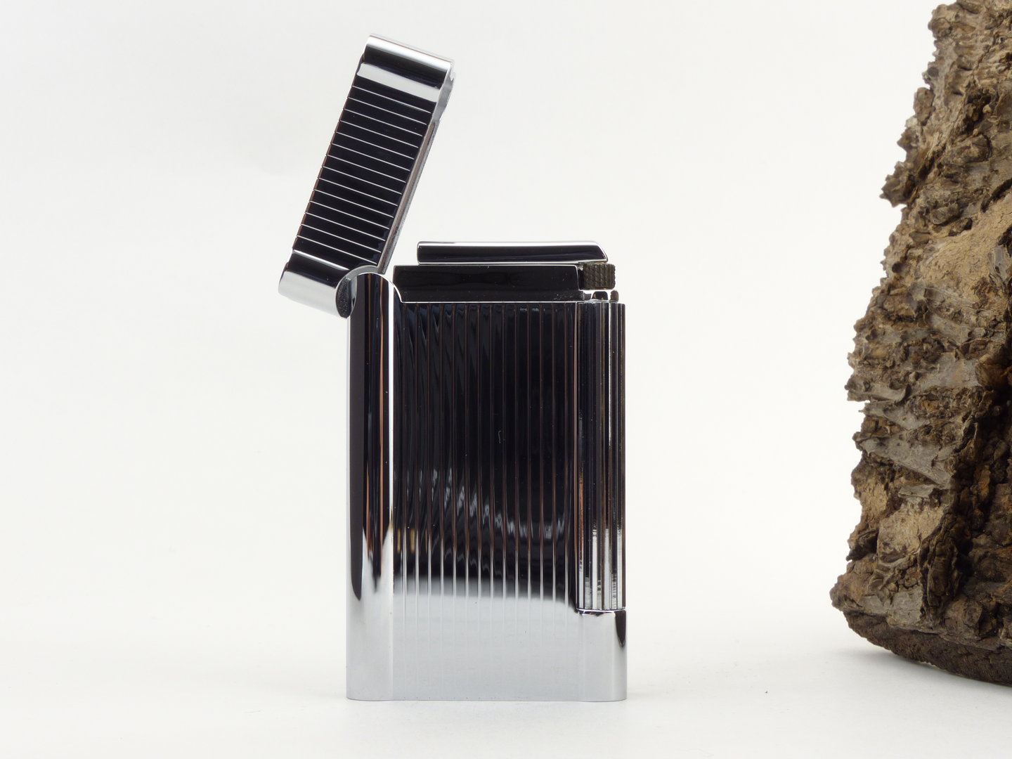 barling_baron_pipe_lighter_chrome_stripes_2