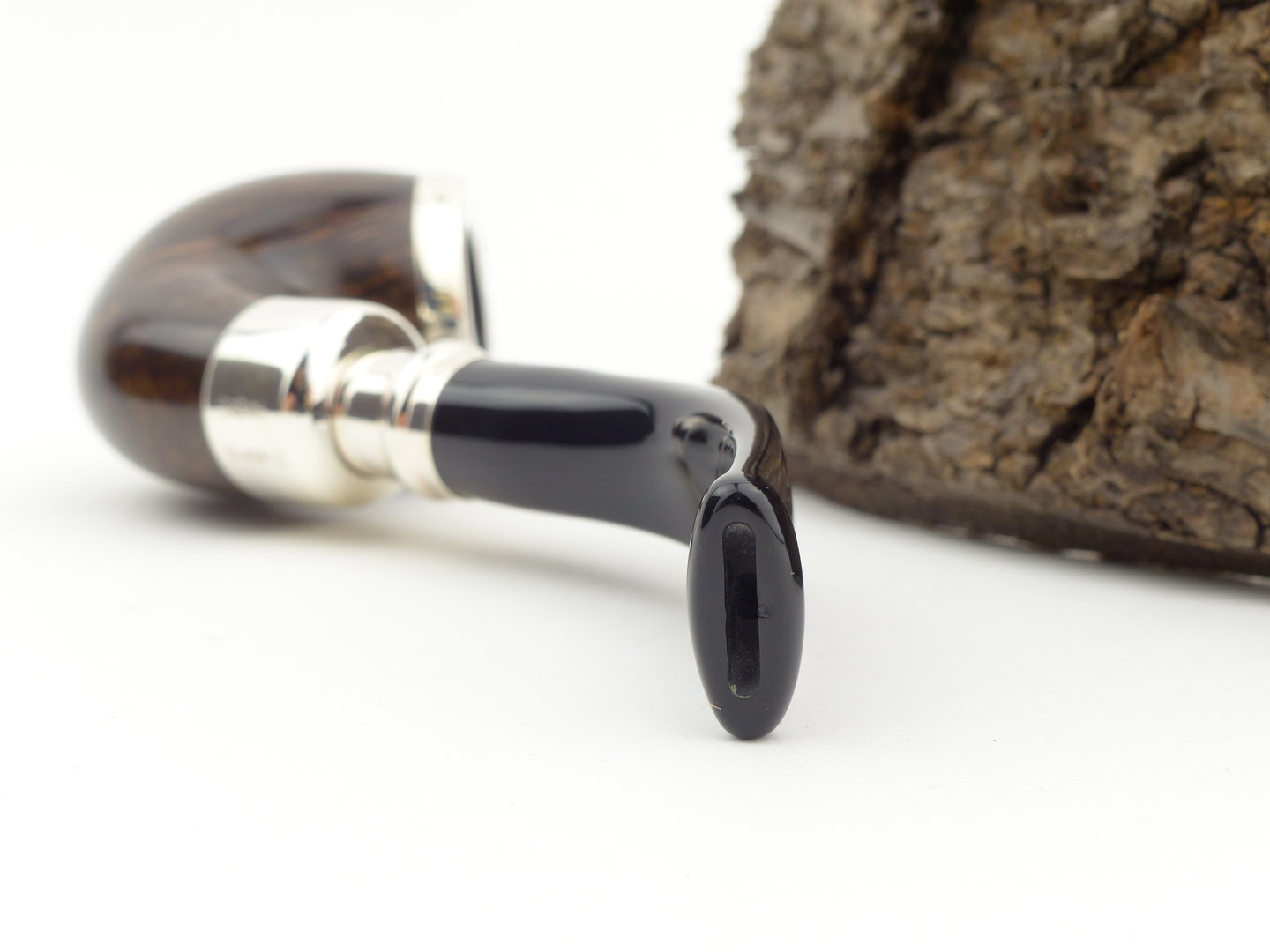 peterson_silver_cap_flame_grain_spigot_221_6_4