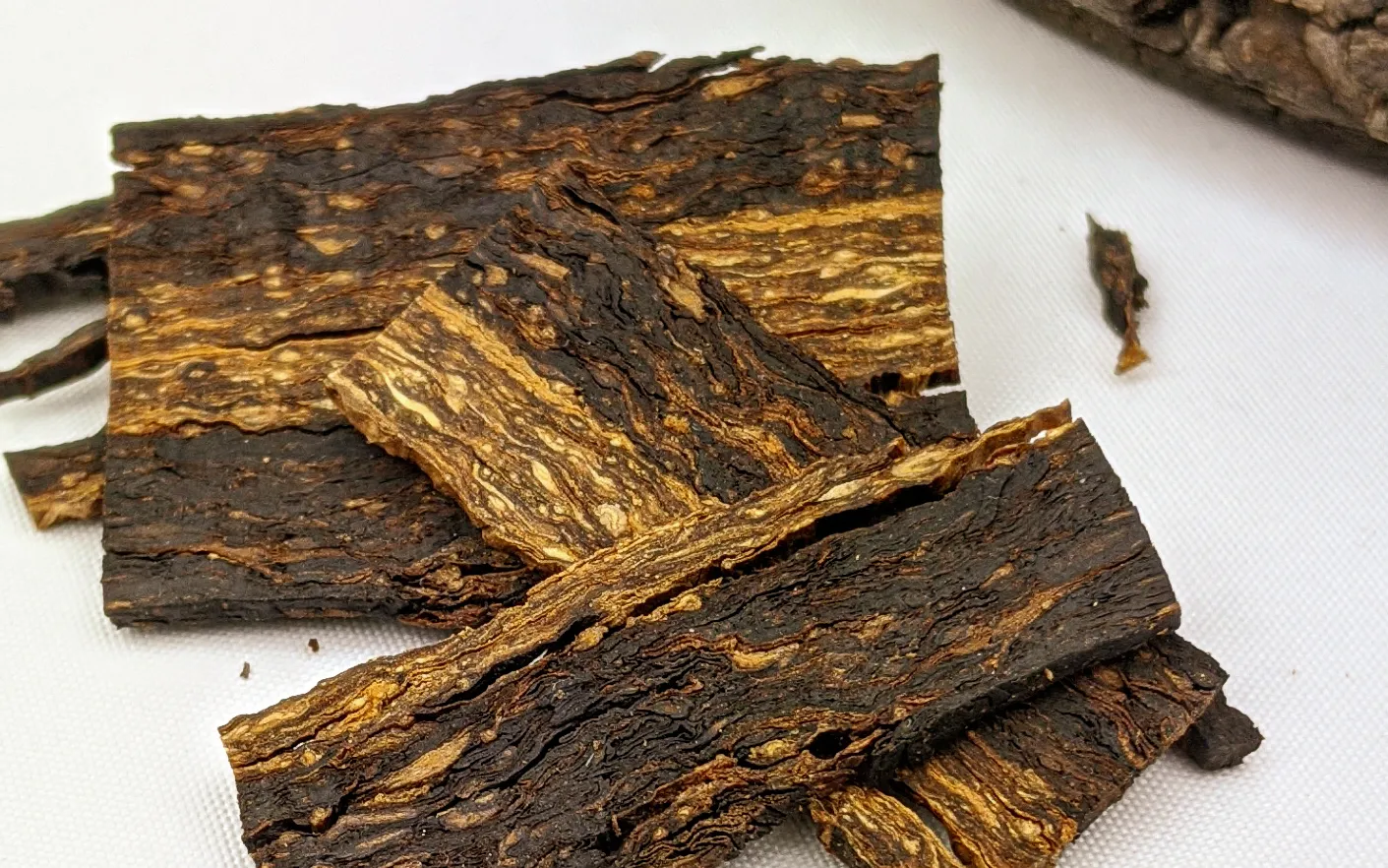 fold and stuff flake tobacco Reviews | Robert McConnell A touch of rum is added to complete the profile How do you smoke flakes