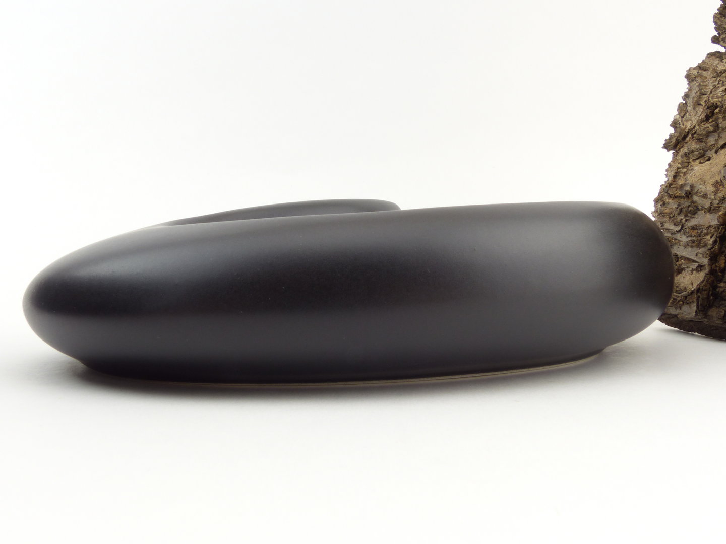 pfeifenaschenbecher_oval_schwarz_matt_2_3