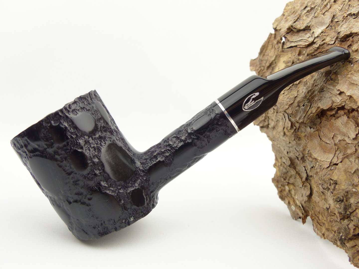 savinelli_alligator_black_311_2