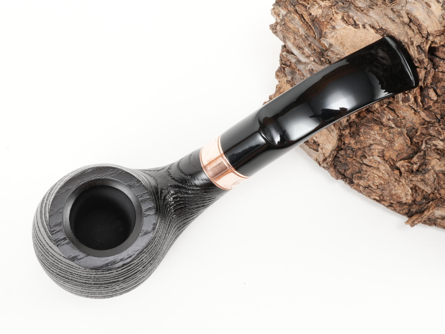 rattrays_distillery_107_G_black_3_1