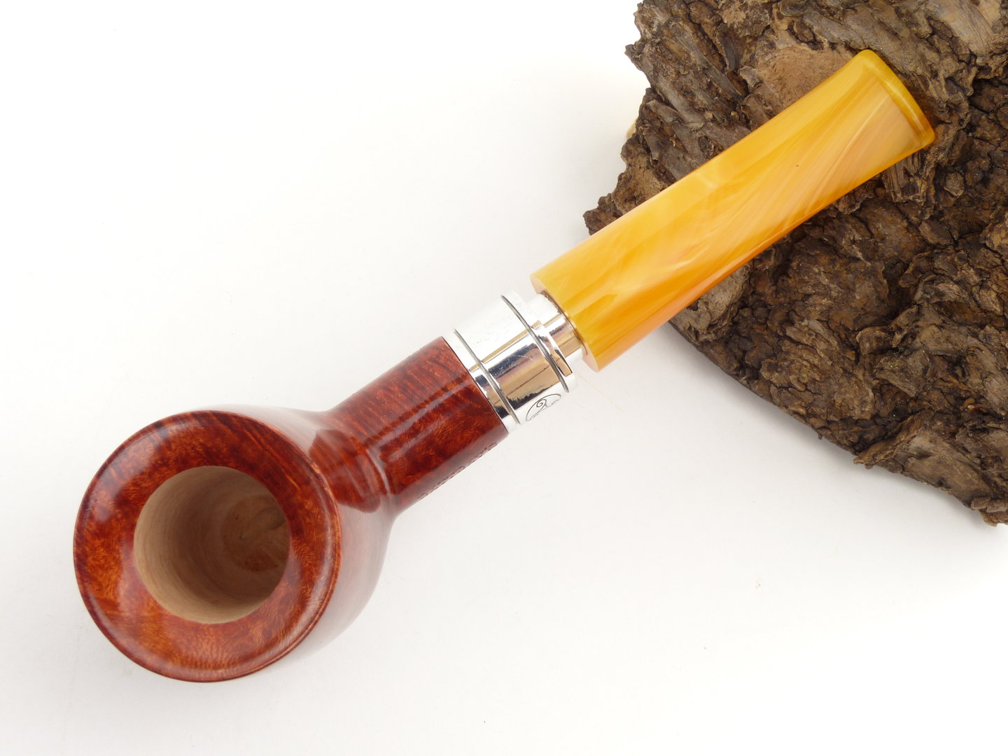 rattrays_monarch_5_light_3