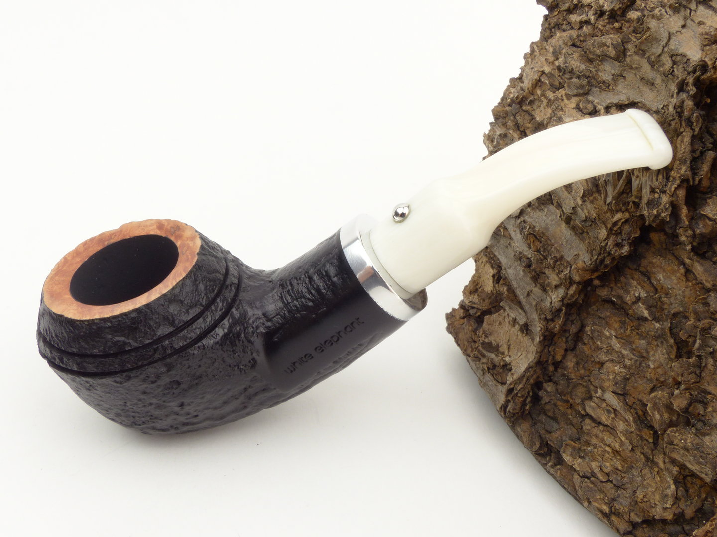 white_elephant_ebony_ivory_sand_3_1