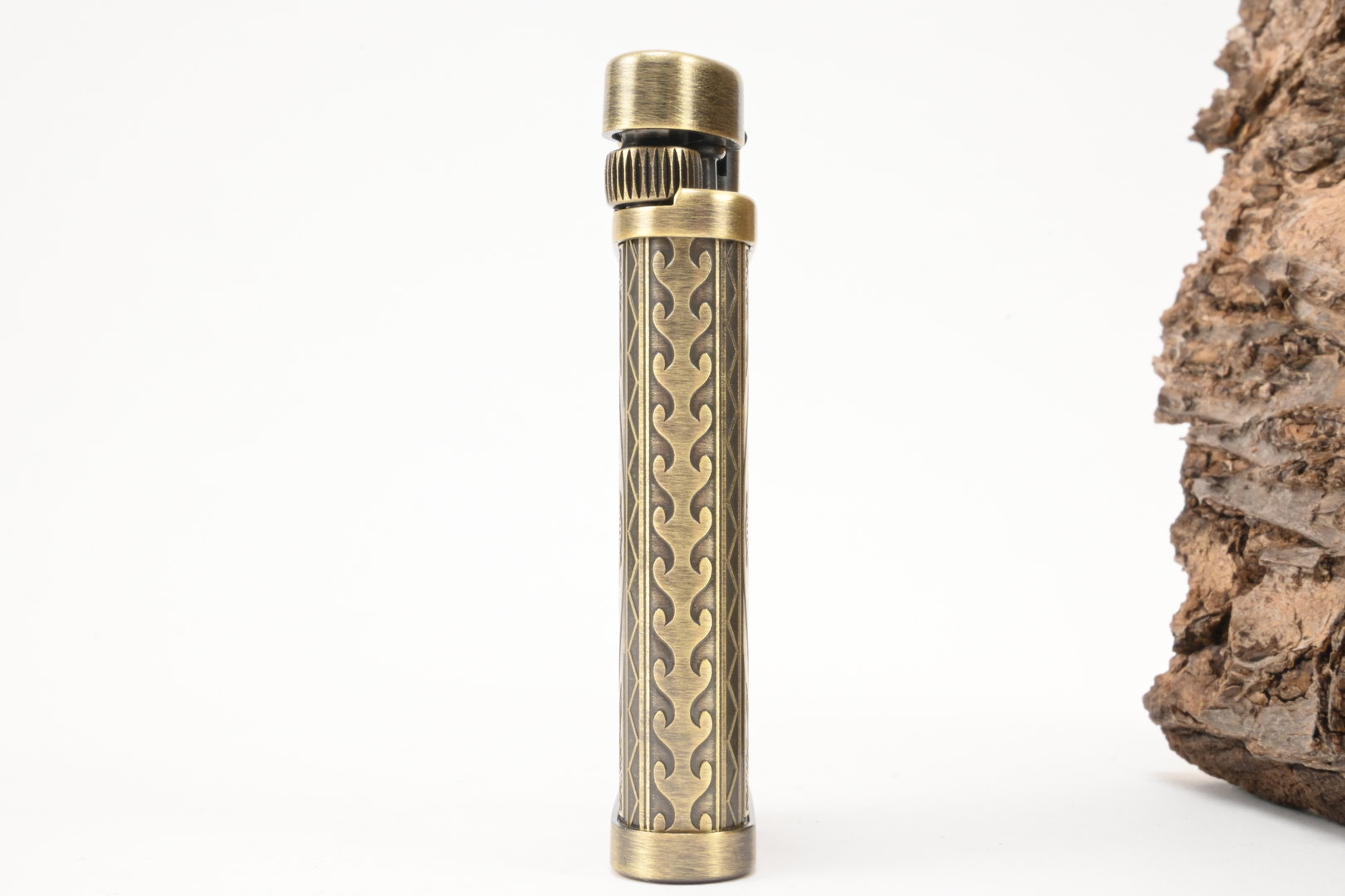 im_corona_old_boy_64-2444_2