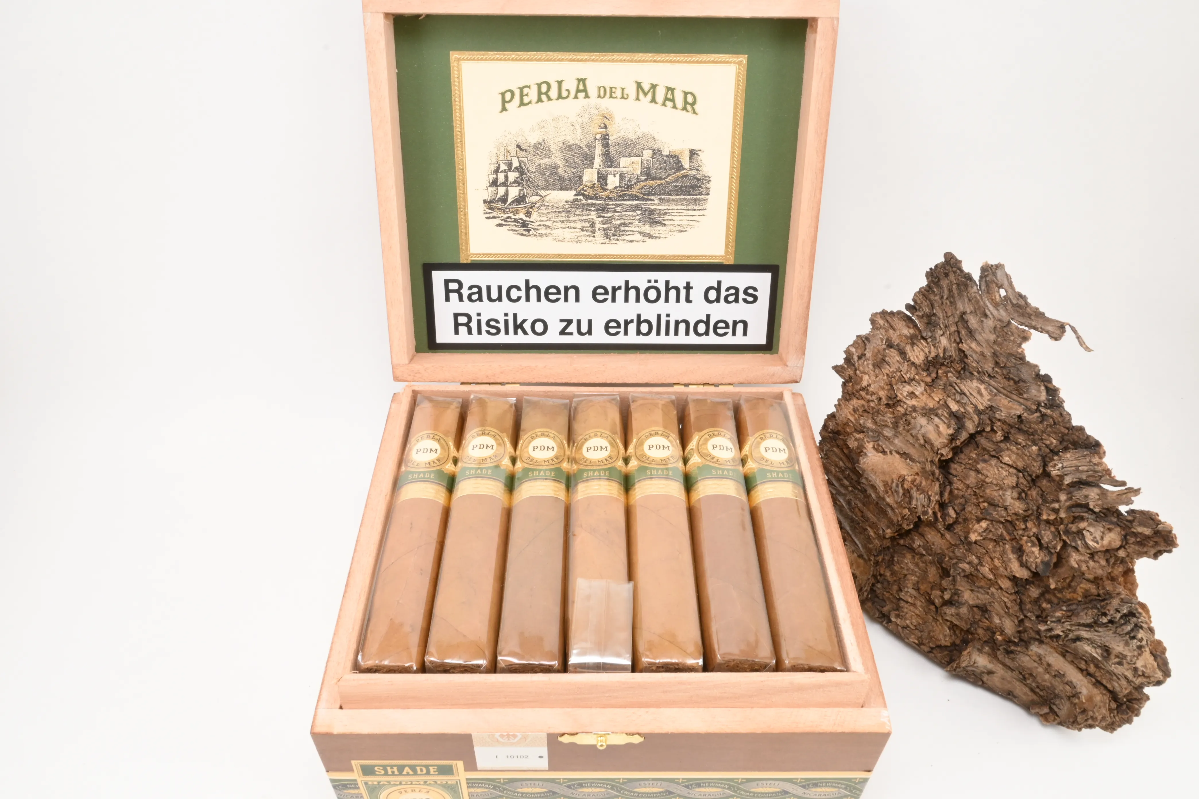 Perla Del Mar Shade Robusto