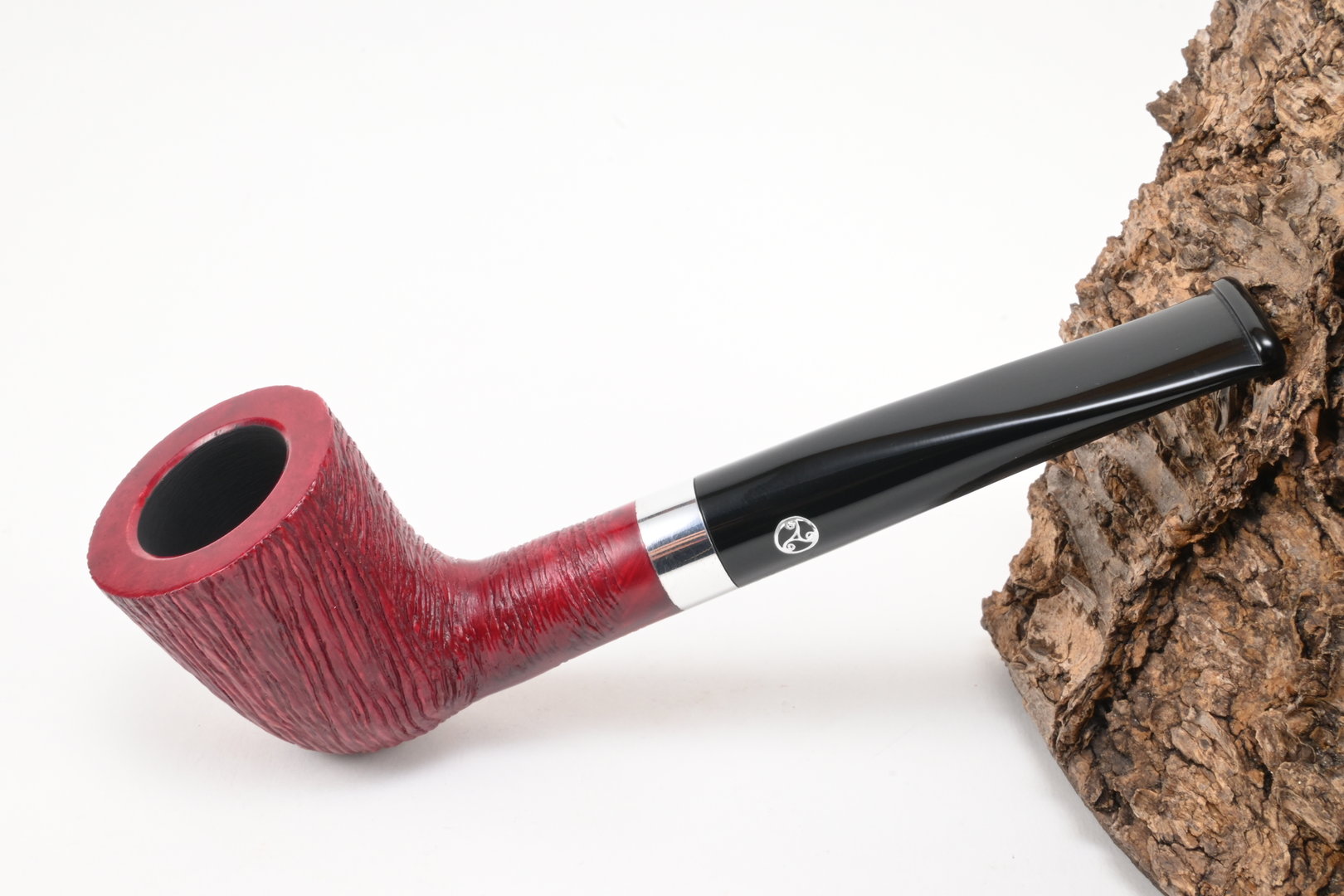 rattrays_the_witch_brush_red_203_1
