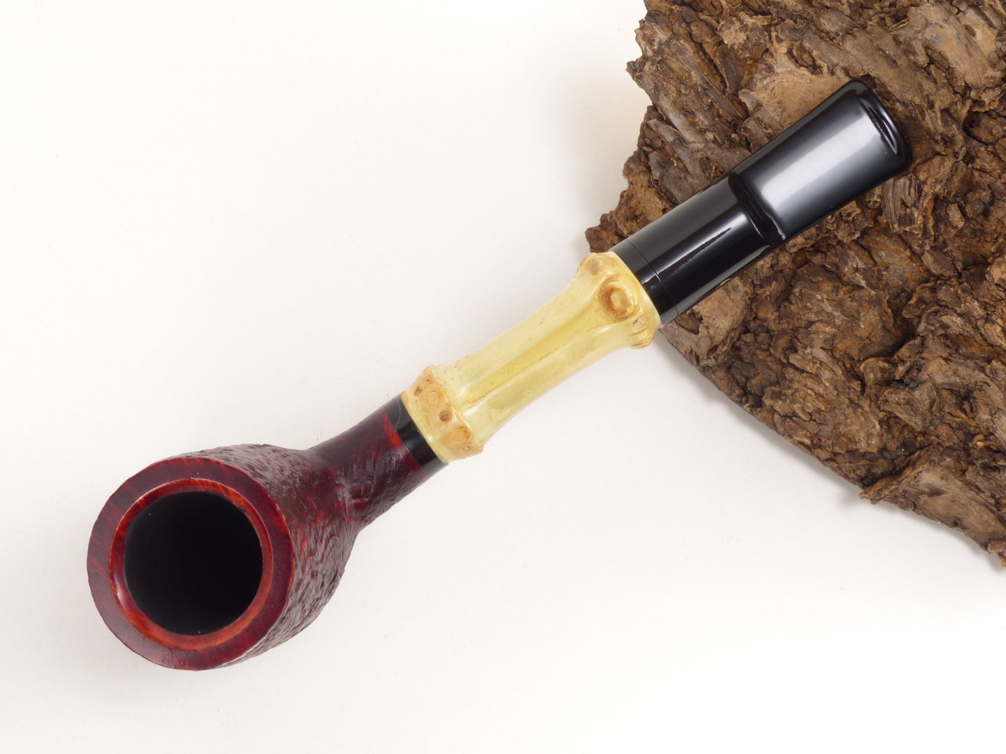 rattrays_bamboo_billiard_sand_red_filter_3