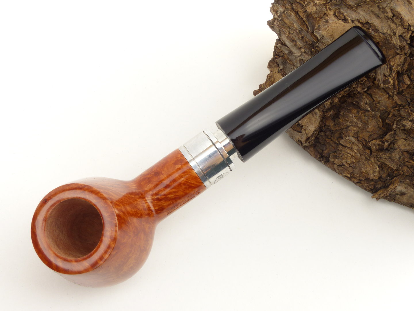 rattrays_monarch_18_light_black_3