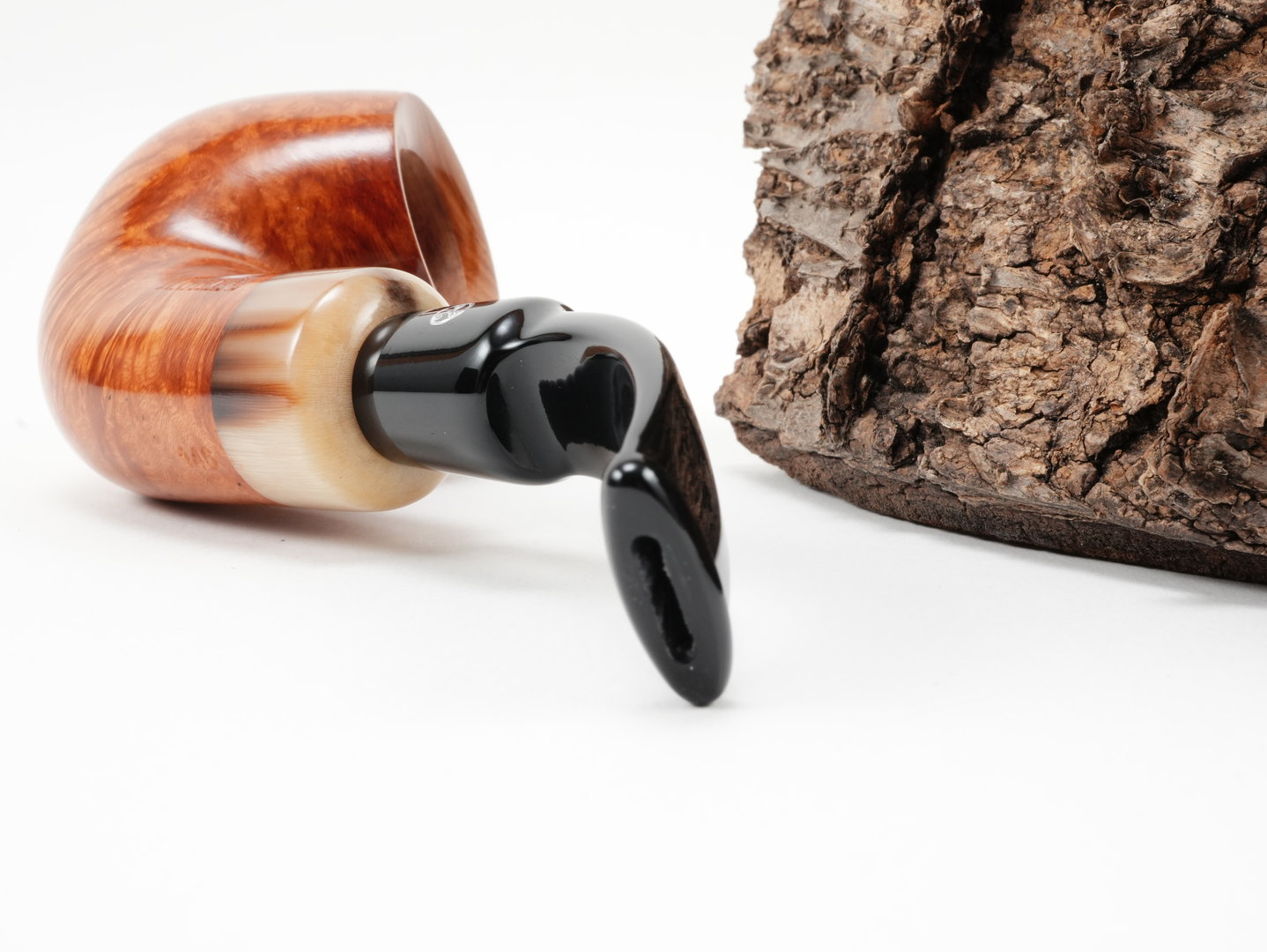 rattrays_the_bull_light_146_4