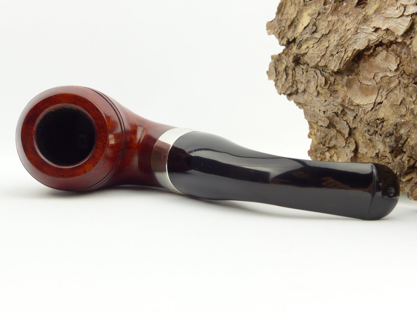 peterson_sherlock_holmes_baskerville_smooth_lip_5