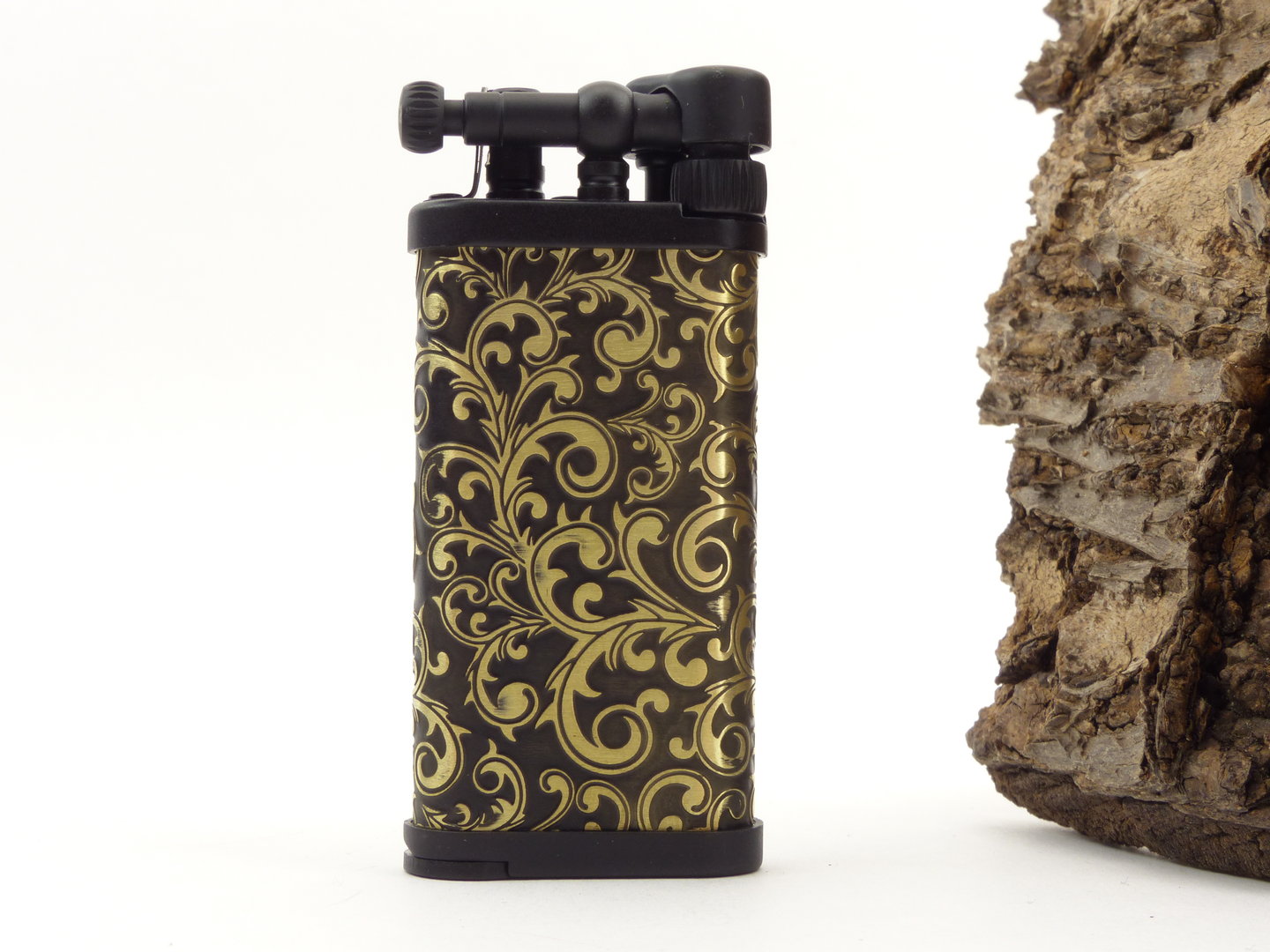 im_corona_old_boy_64-9535_1