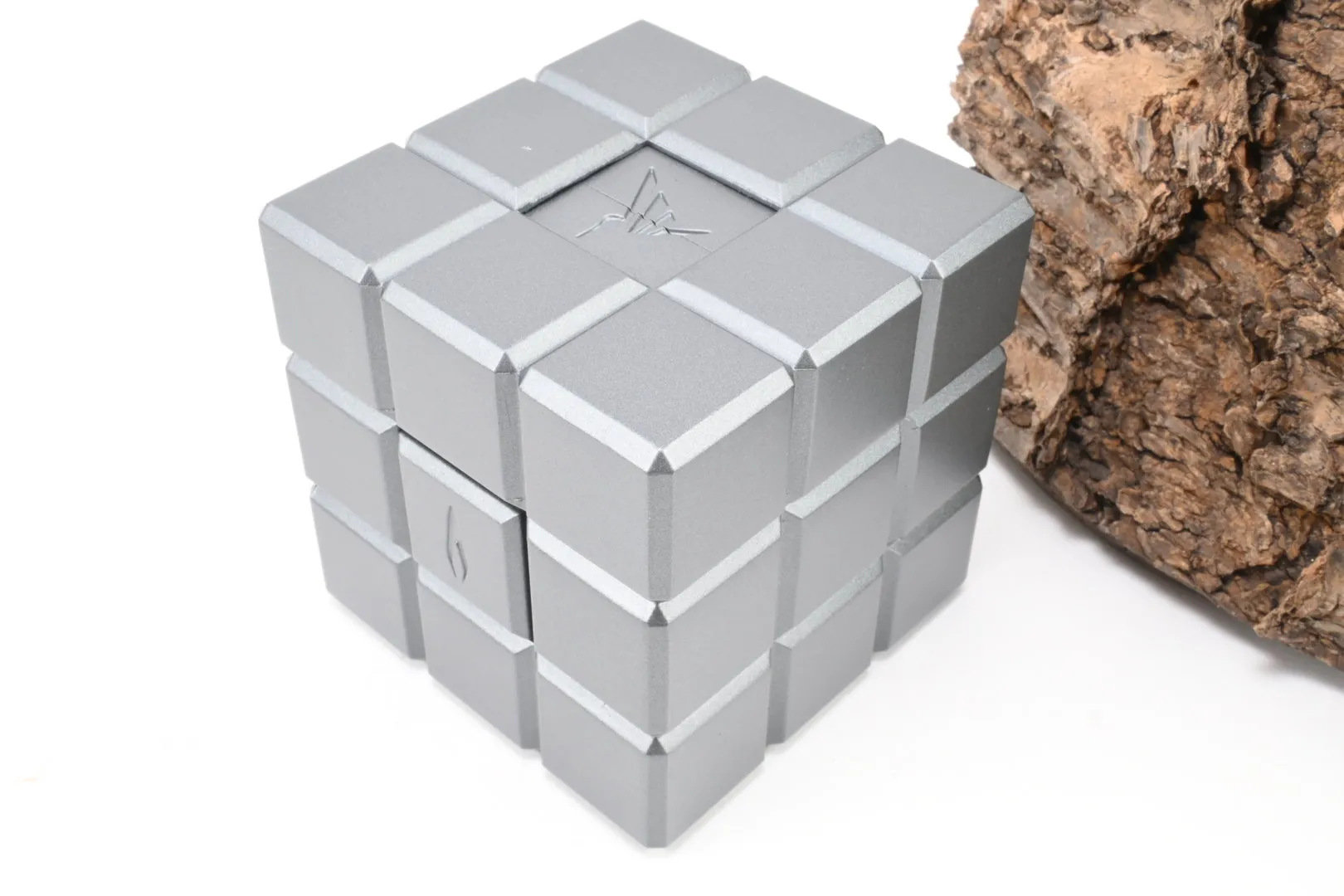 Colibri_Tischfeuerzeug_Heritage_Cube_Anthrazit_5