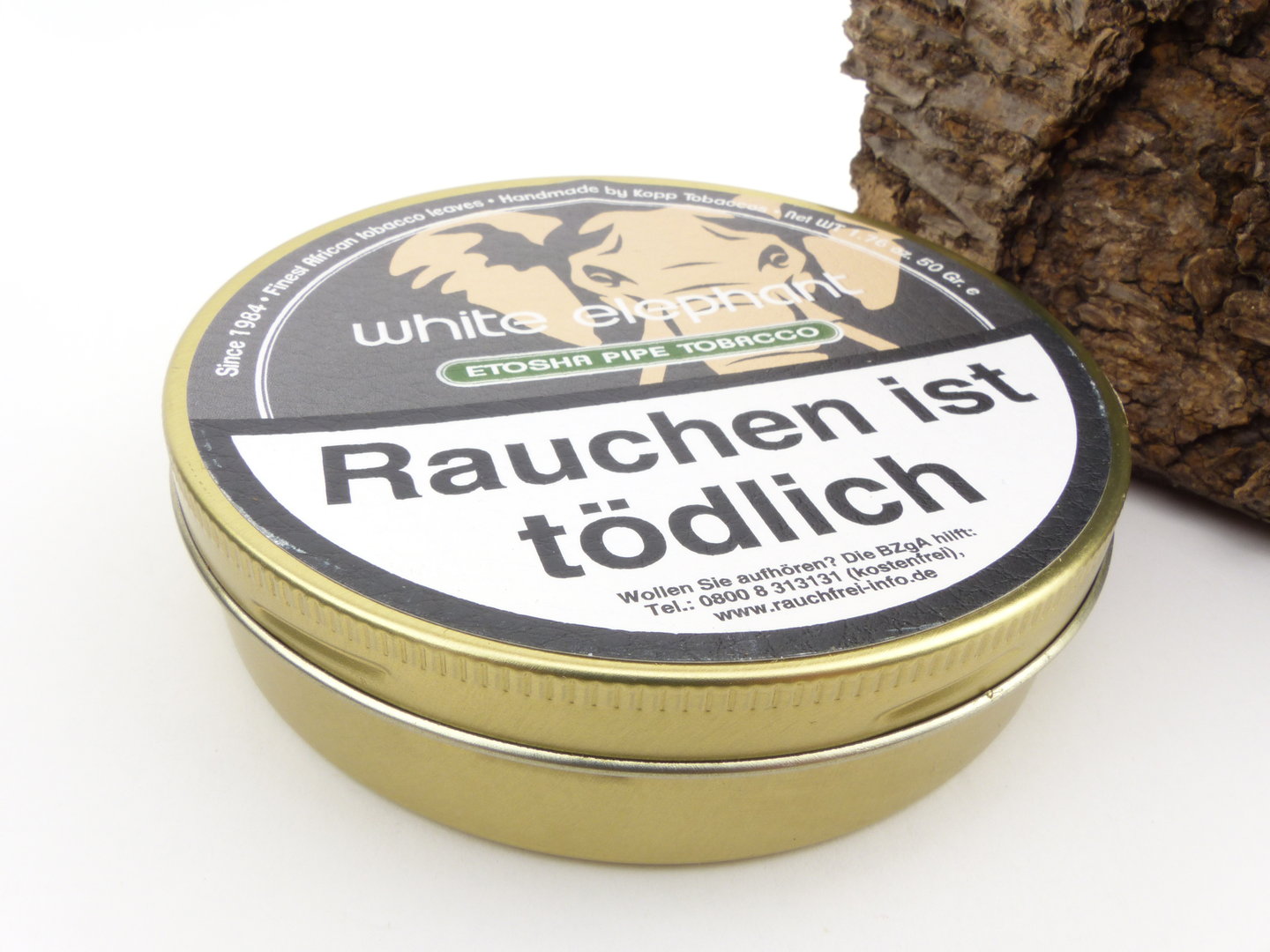 white_elephant_pfeifentabak_etosha_3