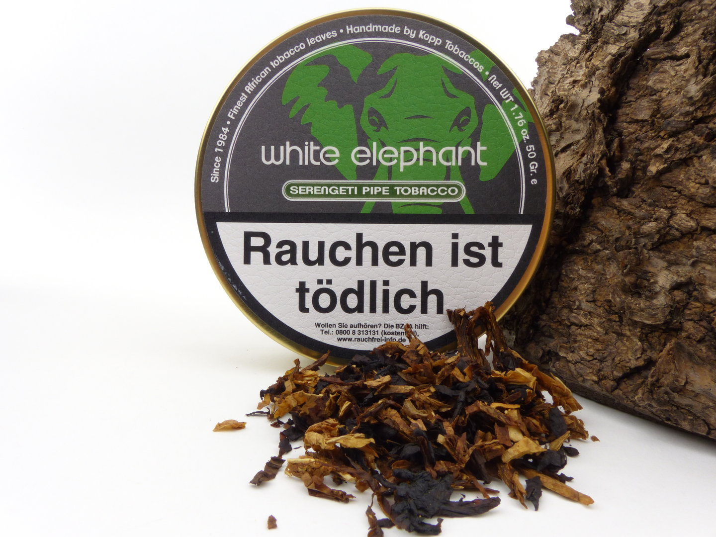white_elephant_pfeifentabak_serengeti_4