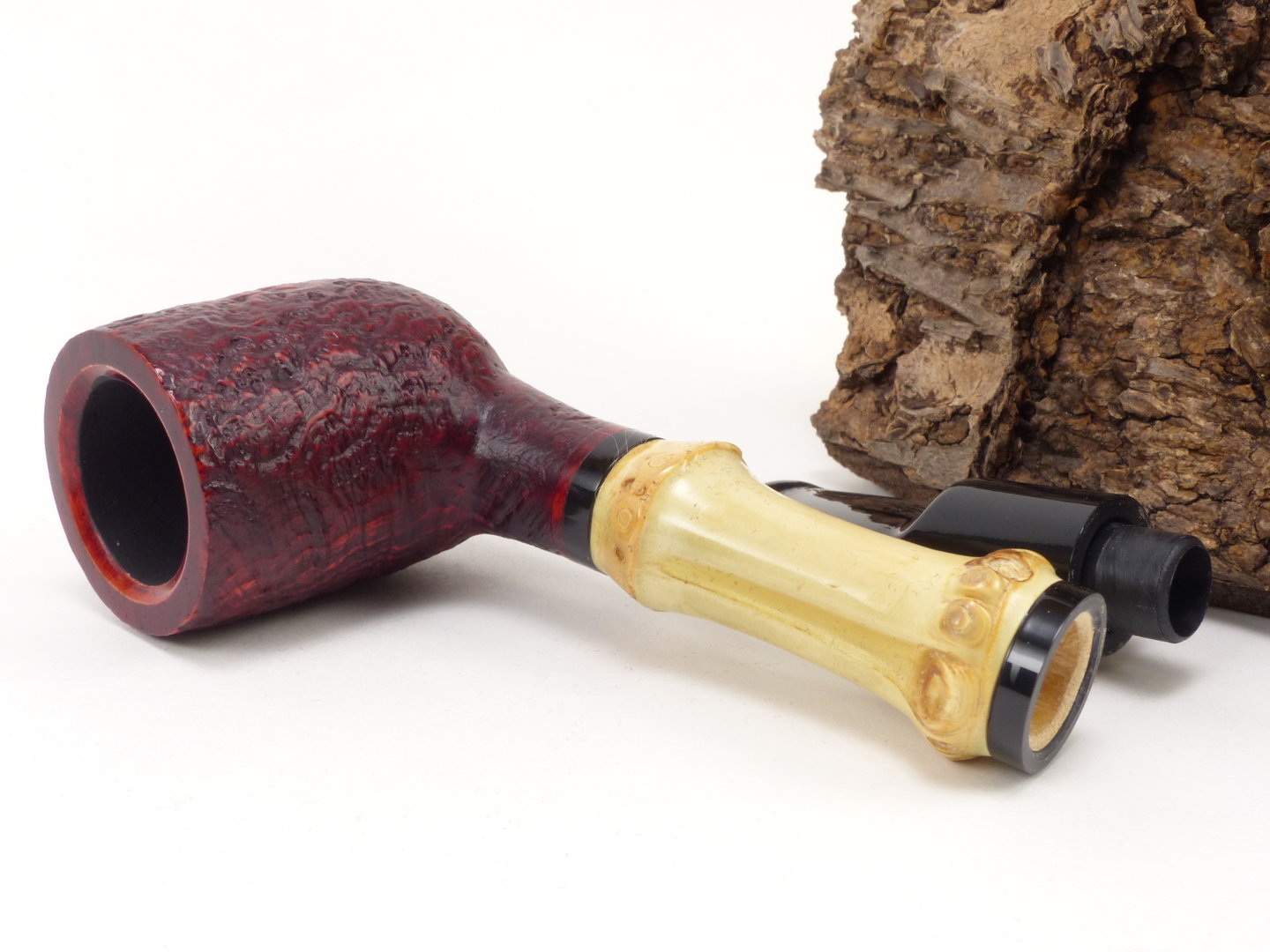 rattrays_bamboo_billiard_sand_red_filter_8