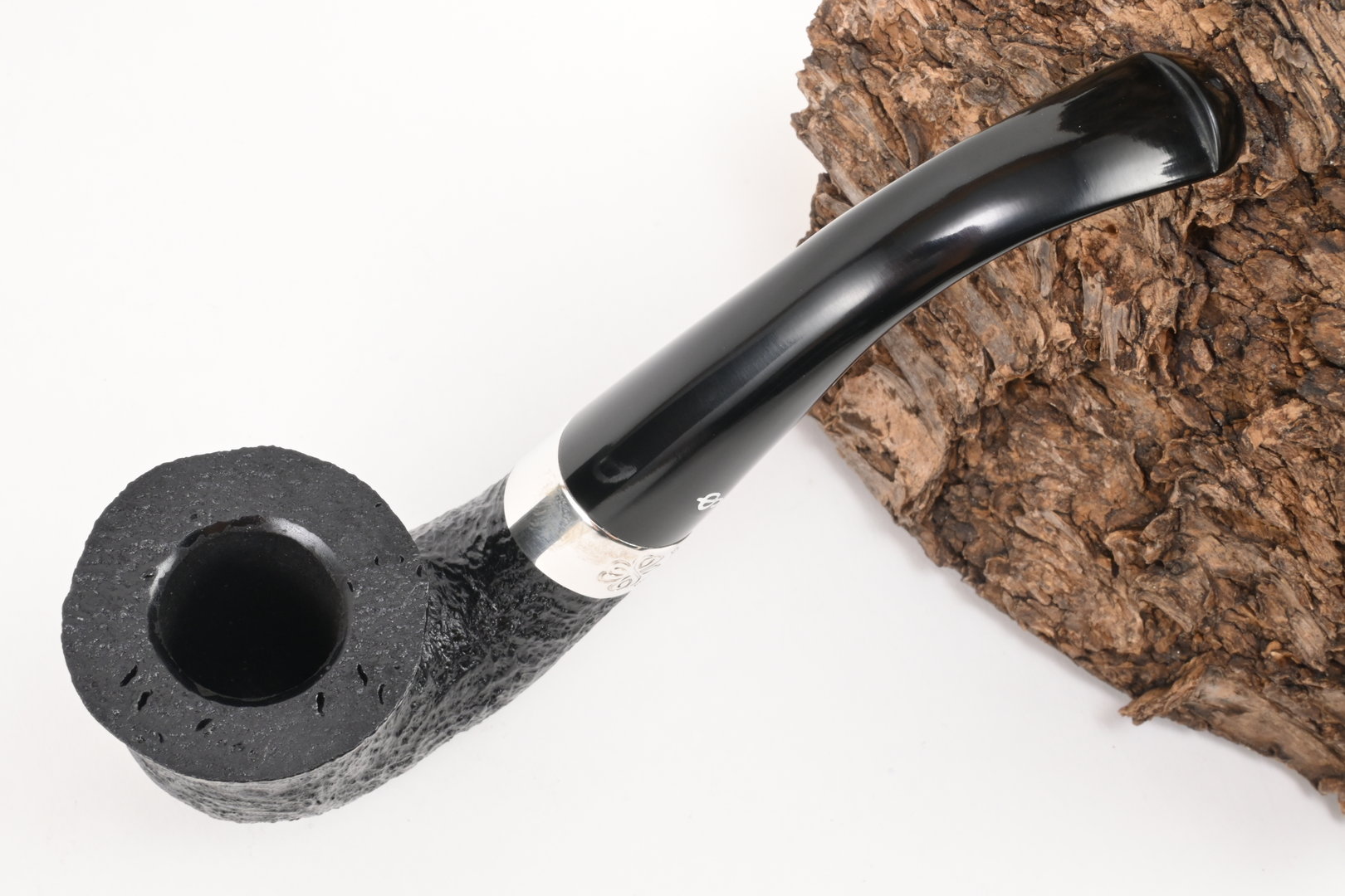 peterson_st_patricks_day_pipe_2025_XL11_sand_3