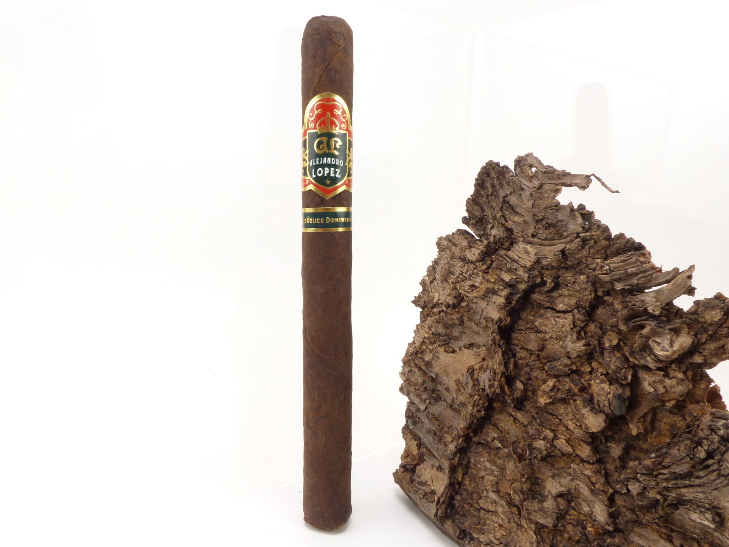 Alejandro_Lopez_Dominicana_Maduro_Double_Corona_3_1