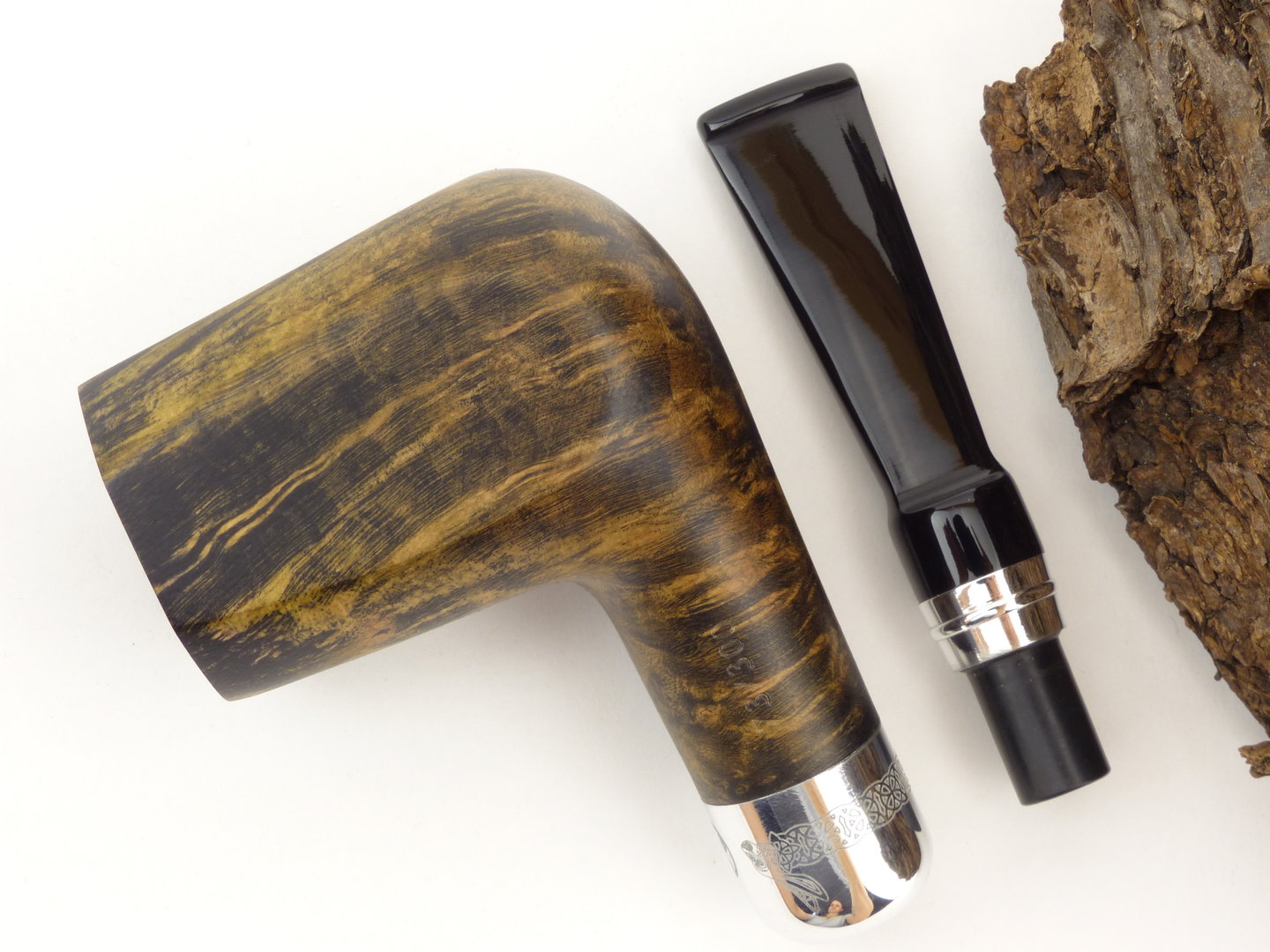 Rattrays_pipe_of_the_year_Jahrespfeife_2023_contrast_9