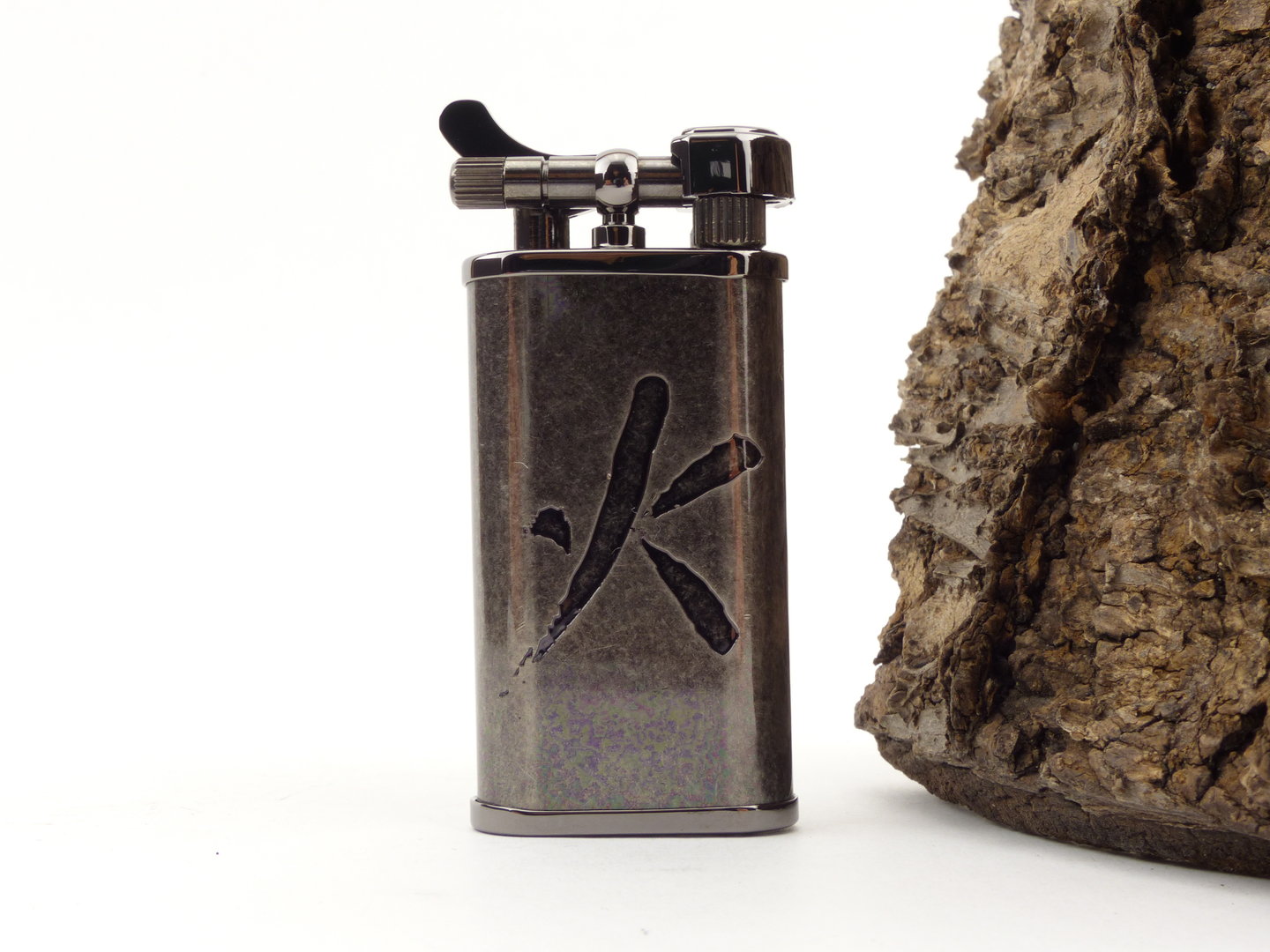 kiribi_takara_black_pipe_lighter_3