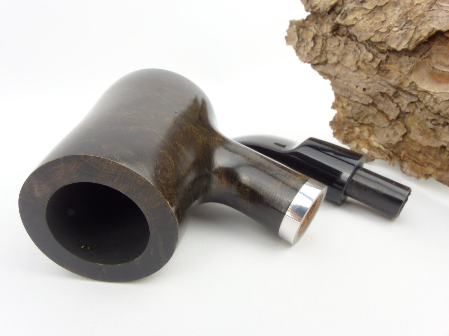 molina_barasso_pfeife_grau_2_8