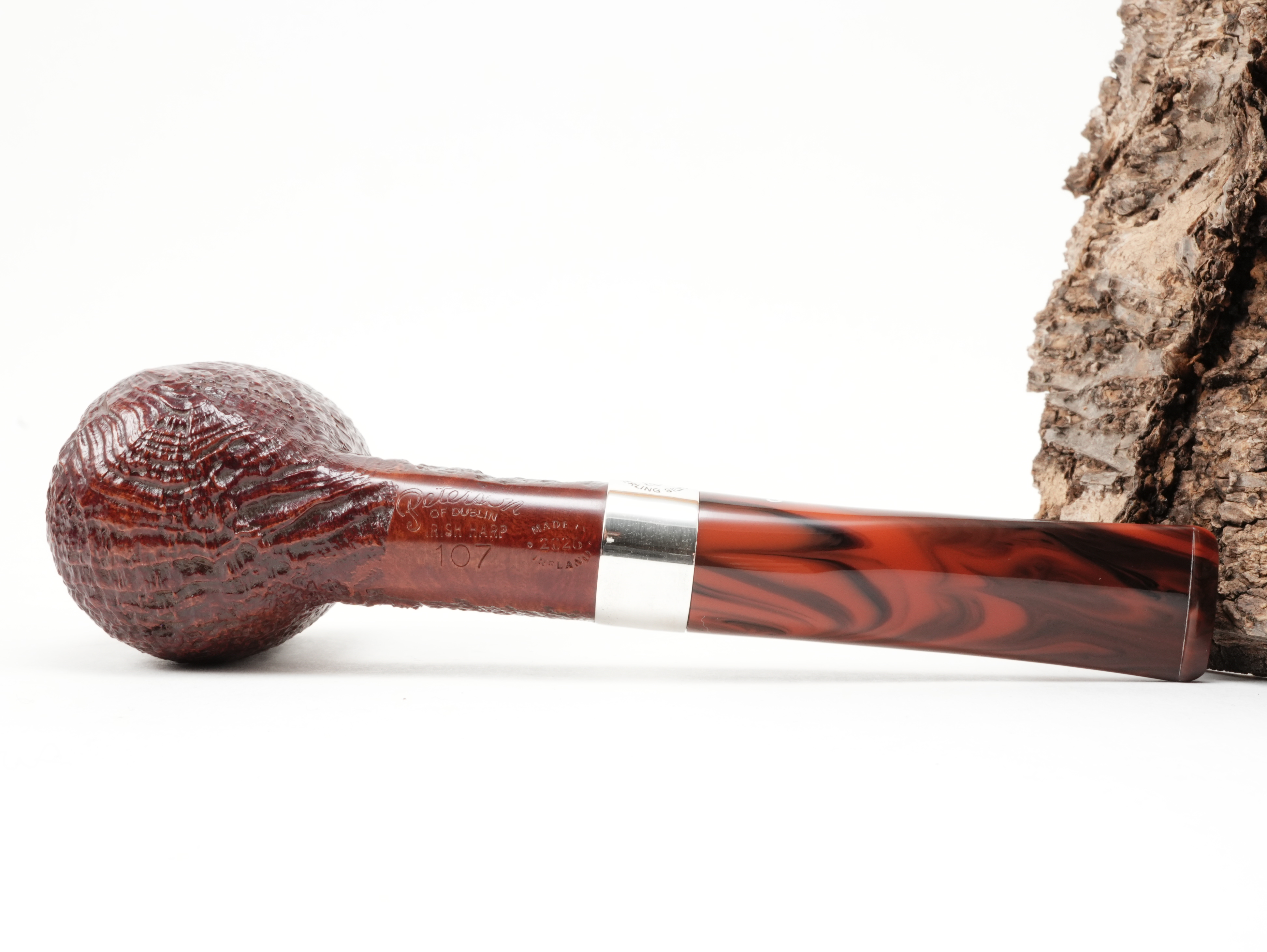 Unterseite der Peterson Irish Harp 107 Sand Pfeife mit Stempelung Peterson of Dublin Irish Harp 107 Made in Ireland