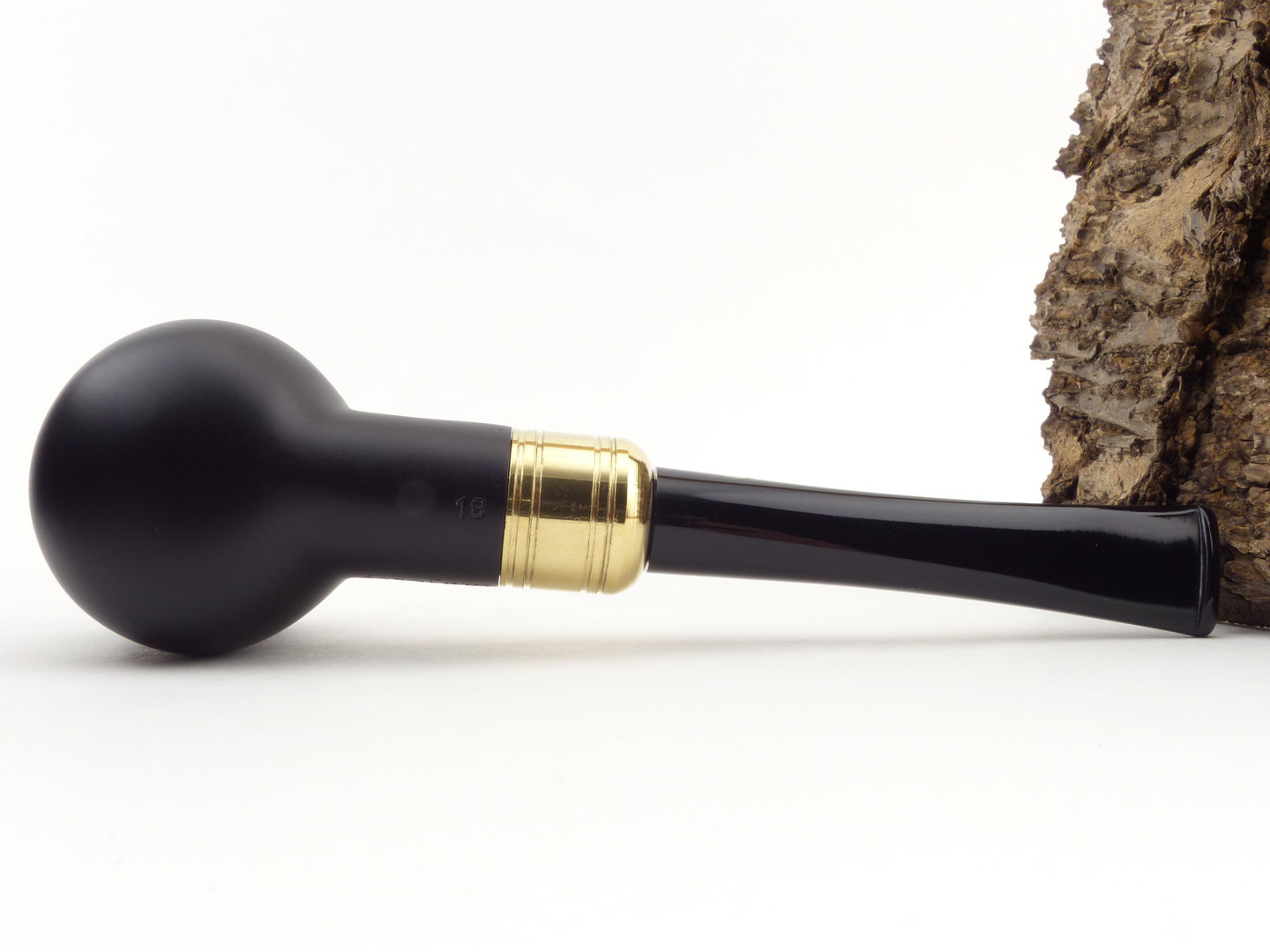 rattrays_majesty_18_black_7