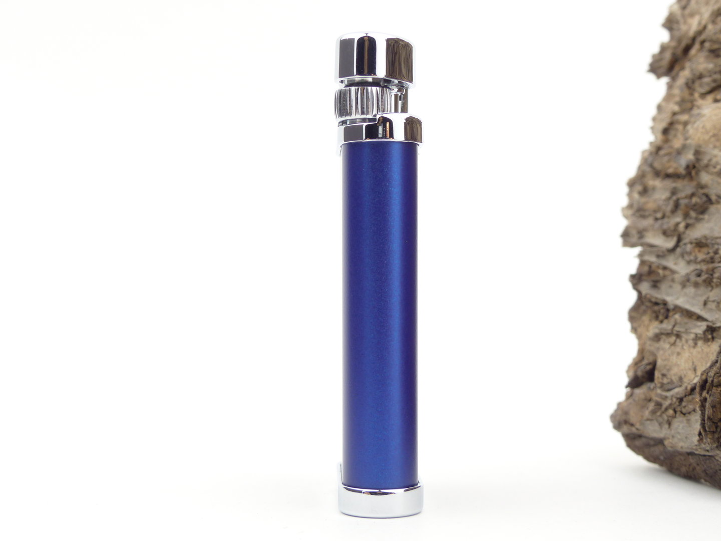 im_corona_old_boy_64-3109_2