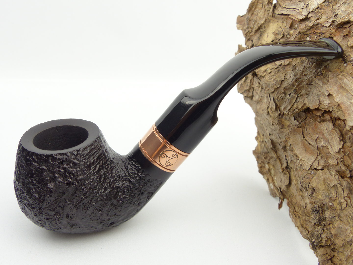 rattrays_distillery_107_sand_schwarz_1_2