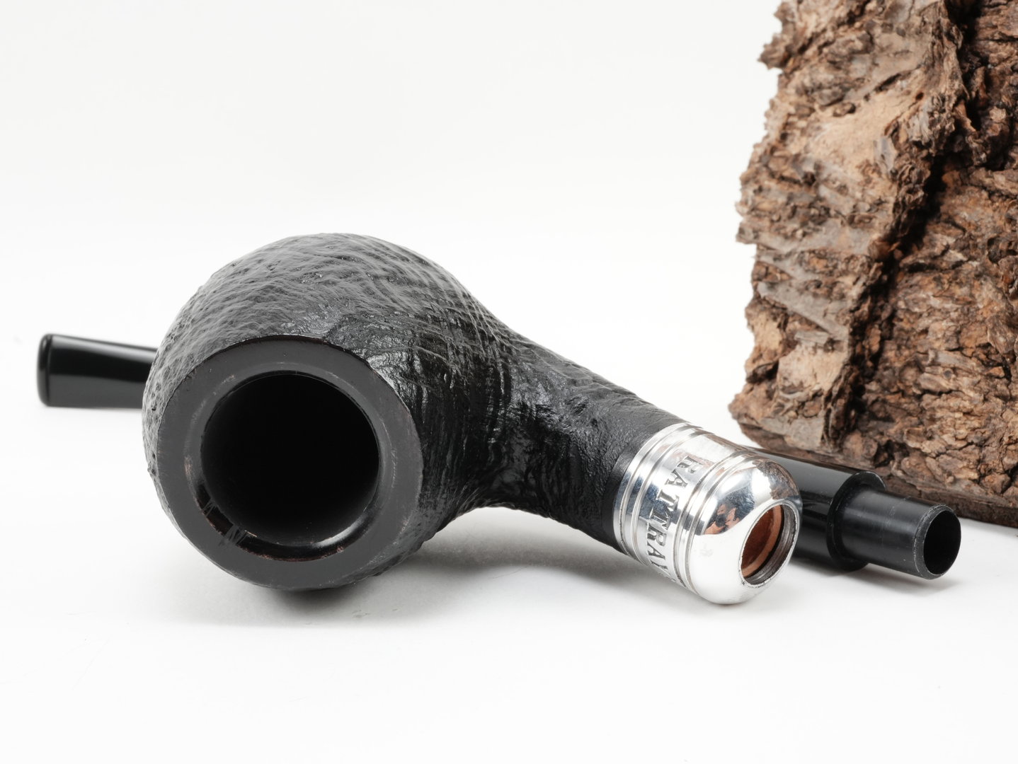 rattrays_the_bagpiper_sand_black_8