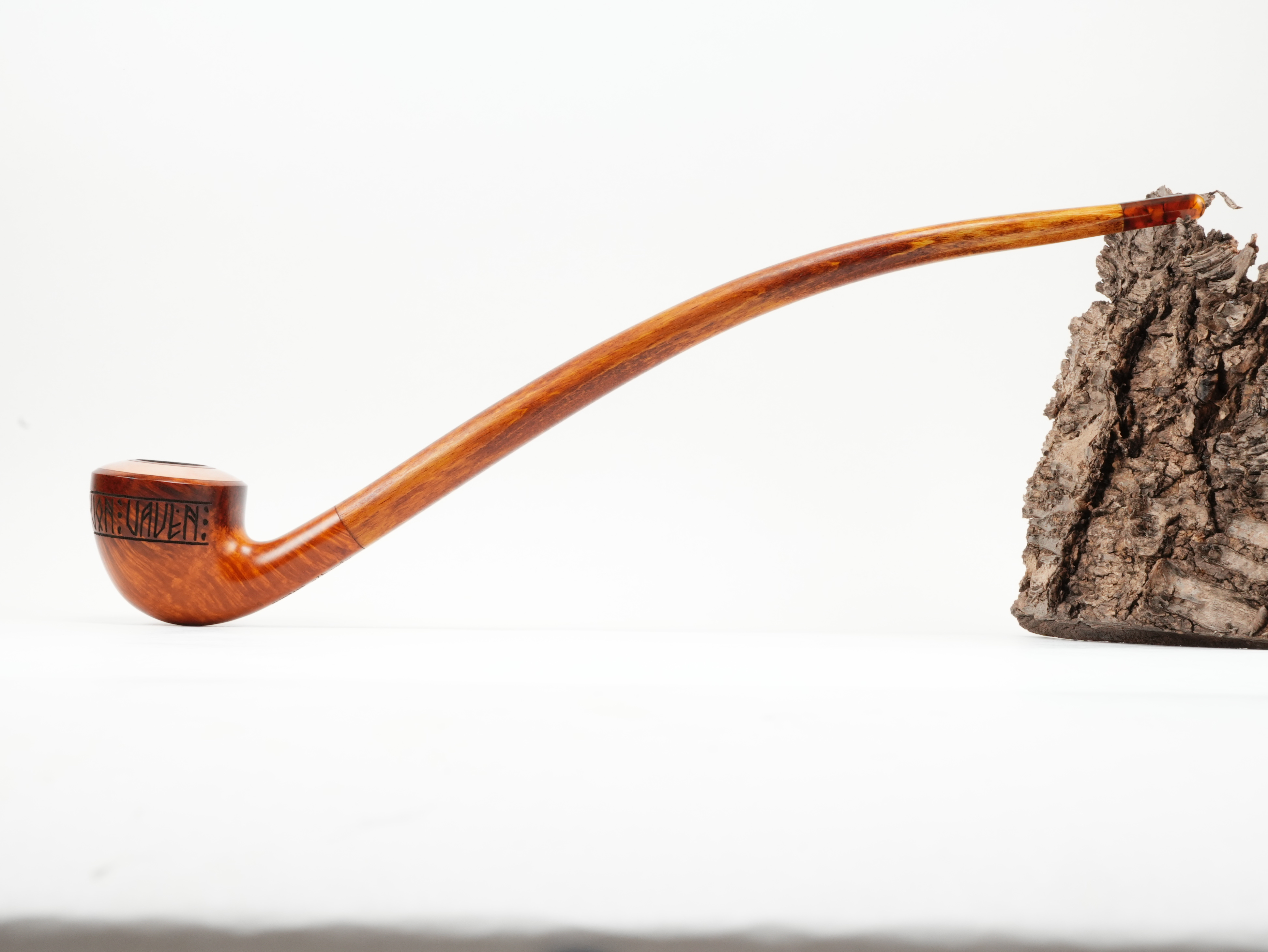 Vauen Pipe Auenland Eldorin smooth Signature Edition