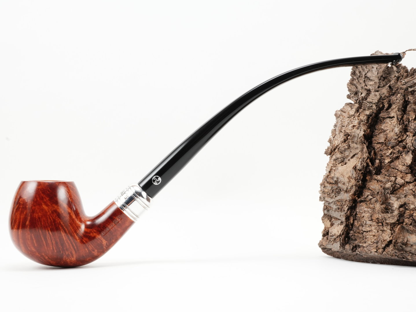 rattrays_the_bagpiper_terra_black_2_1