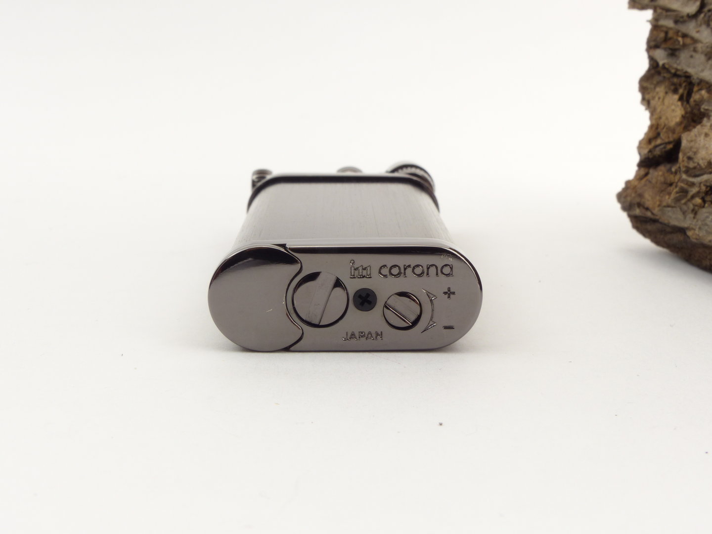 im_corona_old_boy_64-8115_5