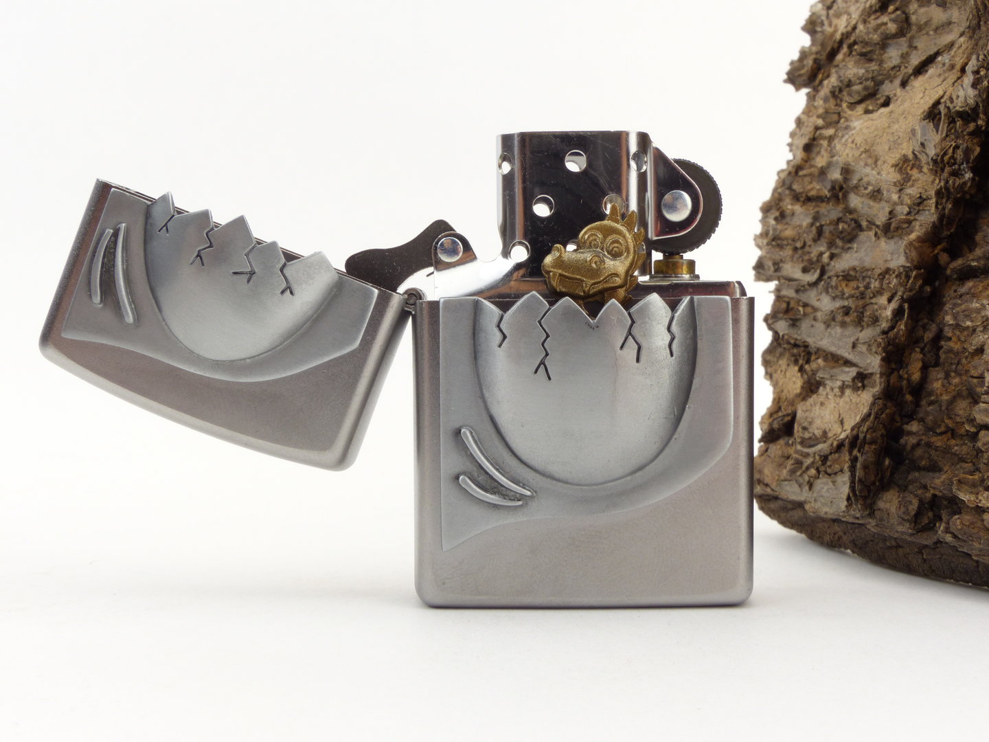 zippo_feuerzeug_dragon_trick_1320042_3