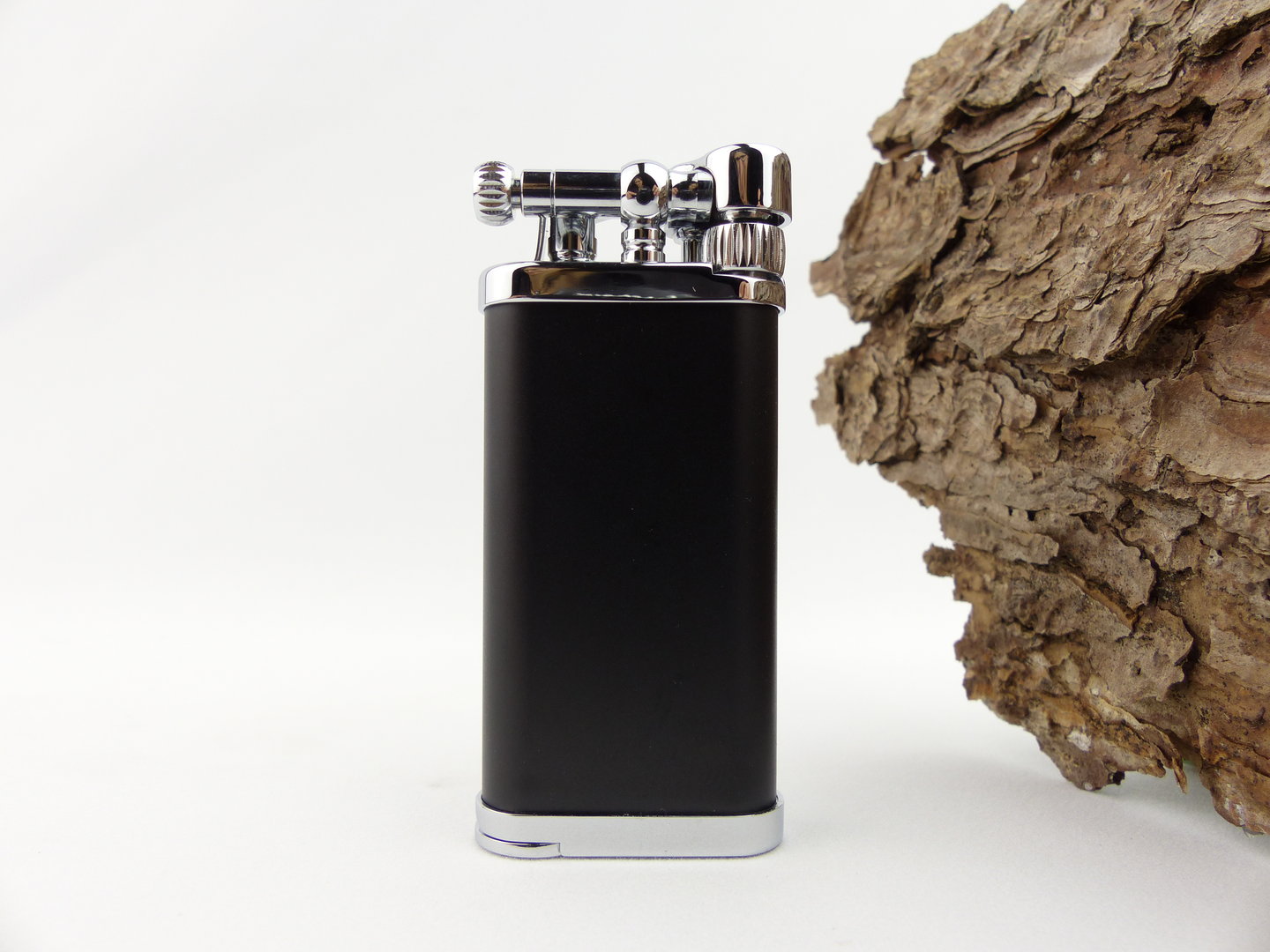 im-corona-ic-64-9111-c-old-boy_1