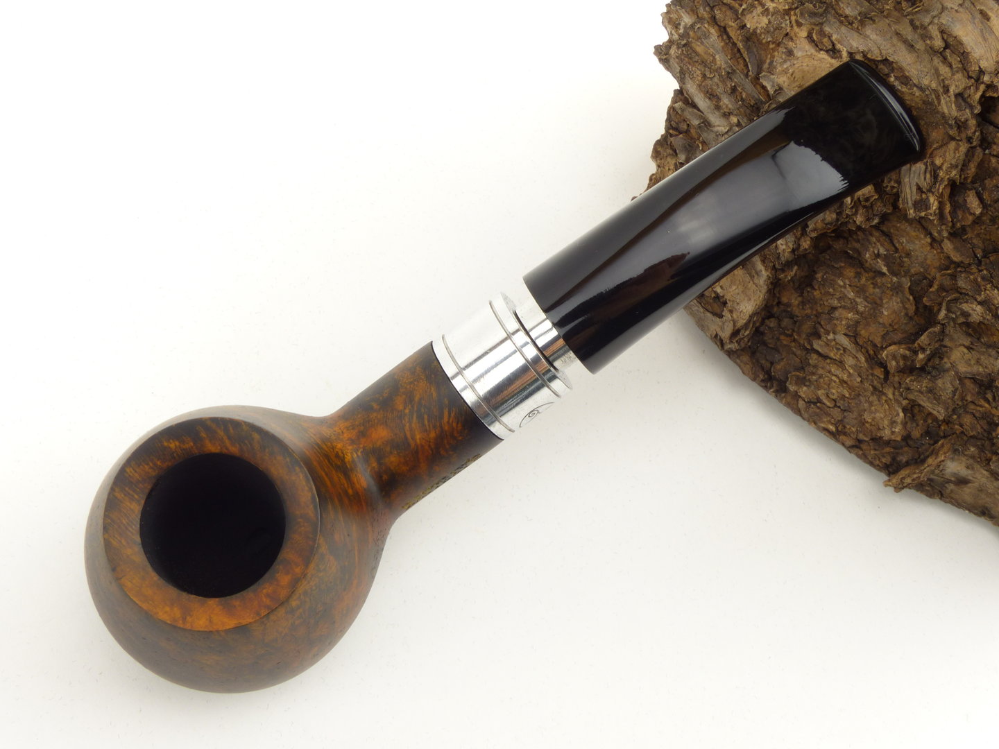 rattrays_monarch_4_contrast_black_3