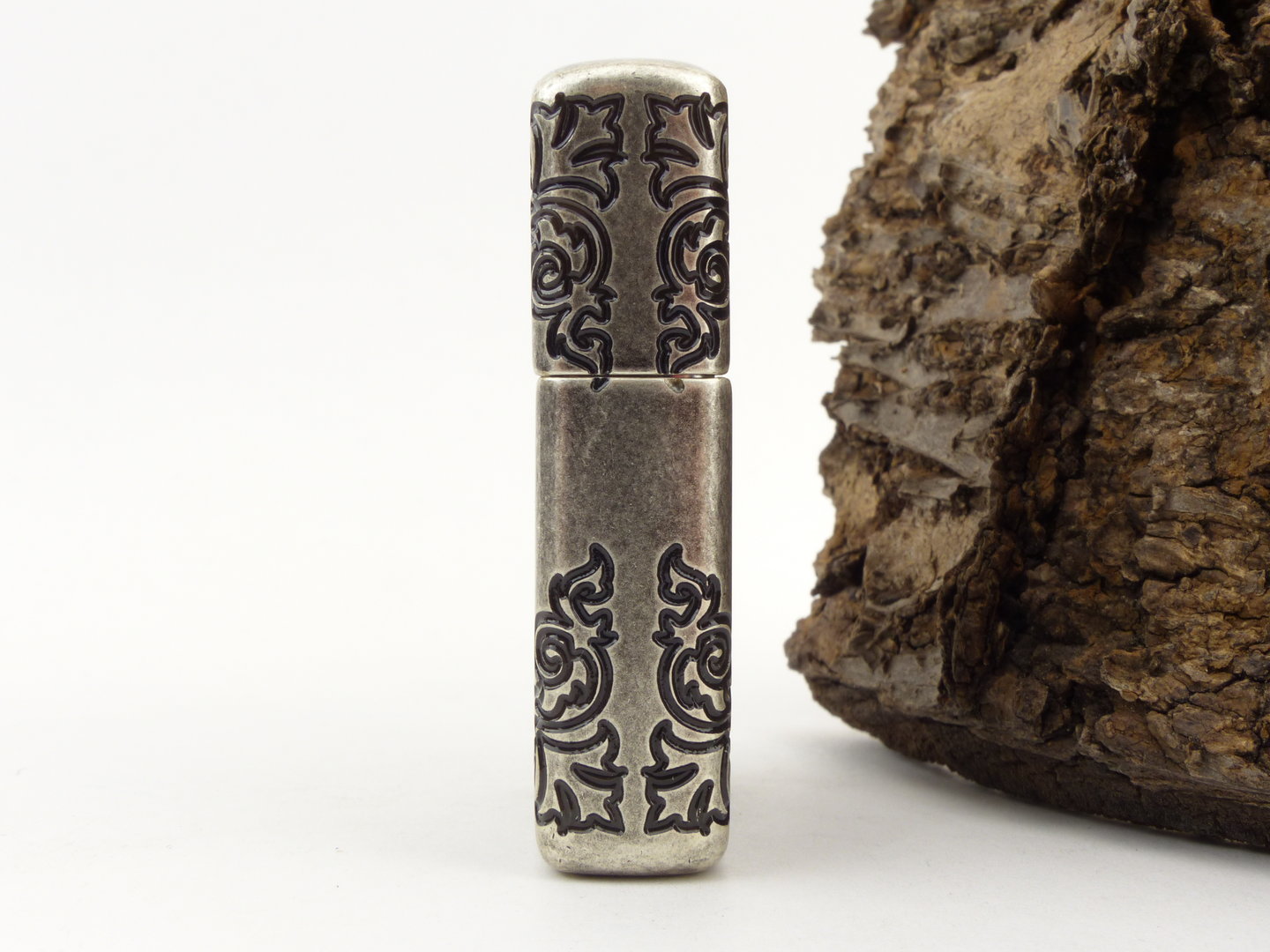 zippo_feuerzeug_yggdrasil_60004303_4