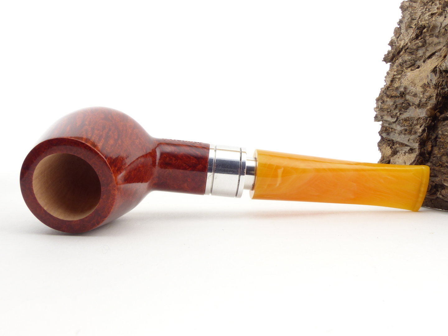 rattrays_monarch_18_light_6