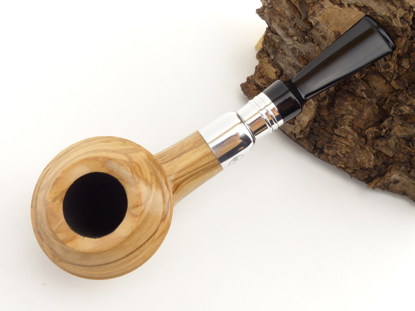 rattrays_sanctuary_161_olive_smooth_3